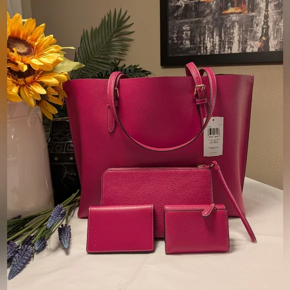 Coach Mollie Leather Tote and Accessory Set in CERISE PINK -NWT - Picture 2 of 13